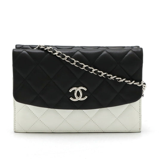 Chanel Leather Matelasse Chain Wallet Shoulder Bag