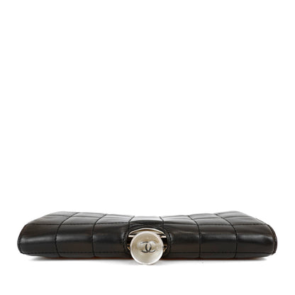 Chanel Black and White Lambskin Square Stitched Clutch with Lucite Knob