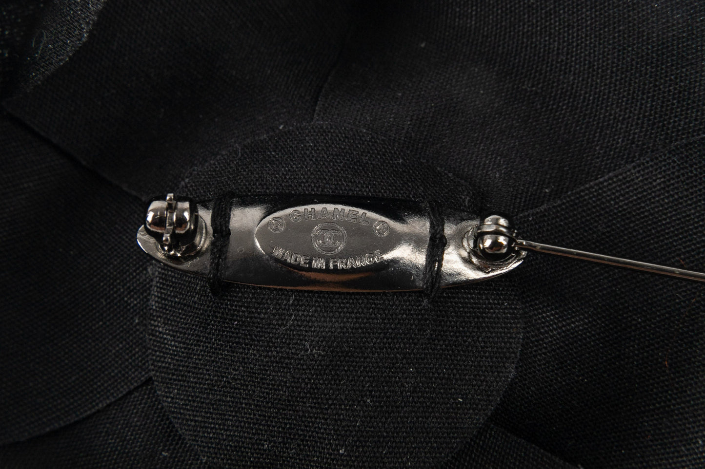 Broche camlia Chanel