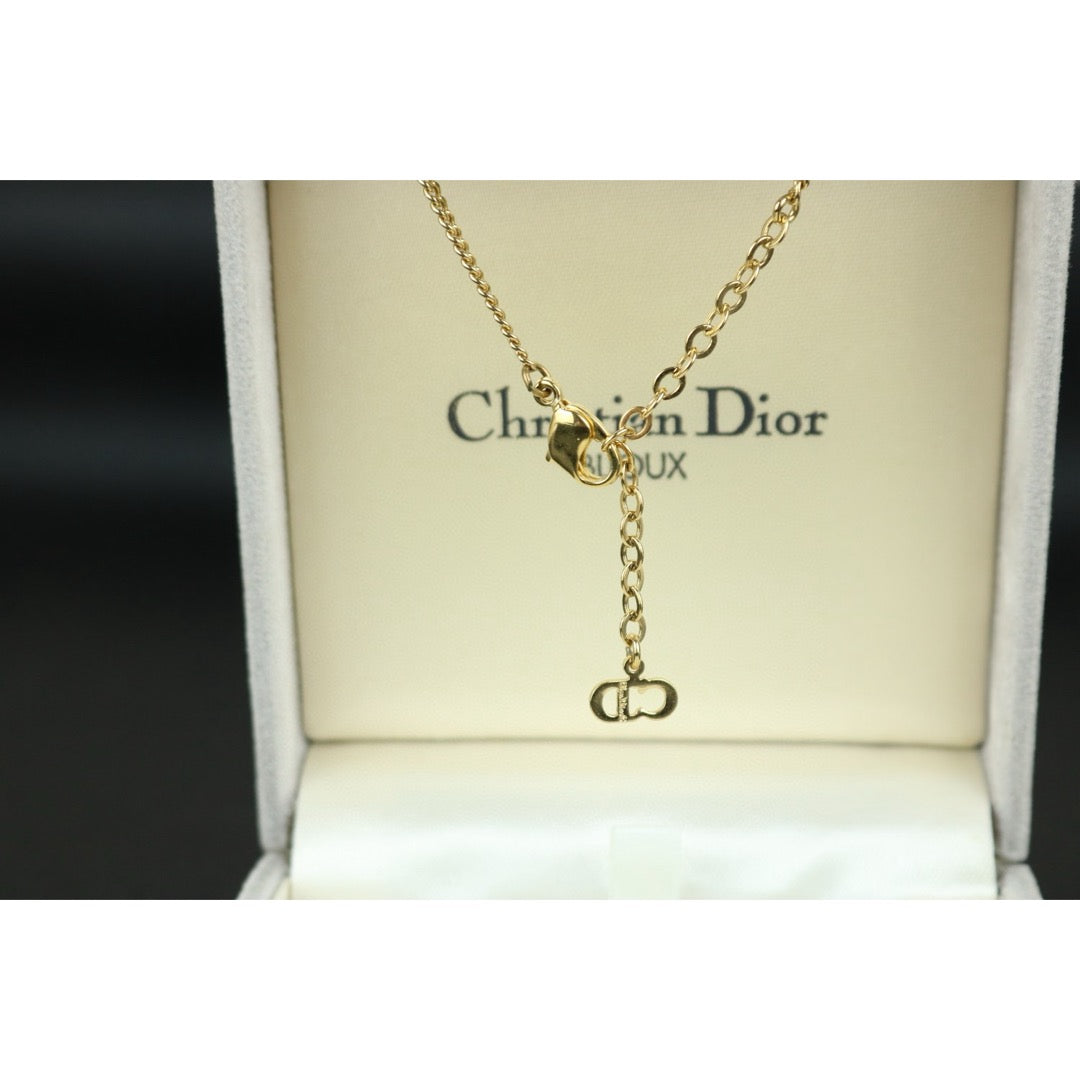 ExcellentRank SA Dior CD Rhinestone Necklace Earring Set S24111803