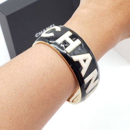 CHANEL BANGLE Brand New