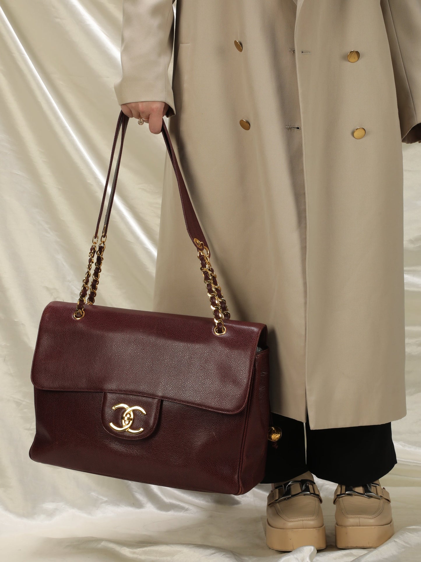 Extremely Rare Chanel Maxi Caviar Double-Sided Shoulder Bag
