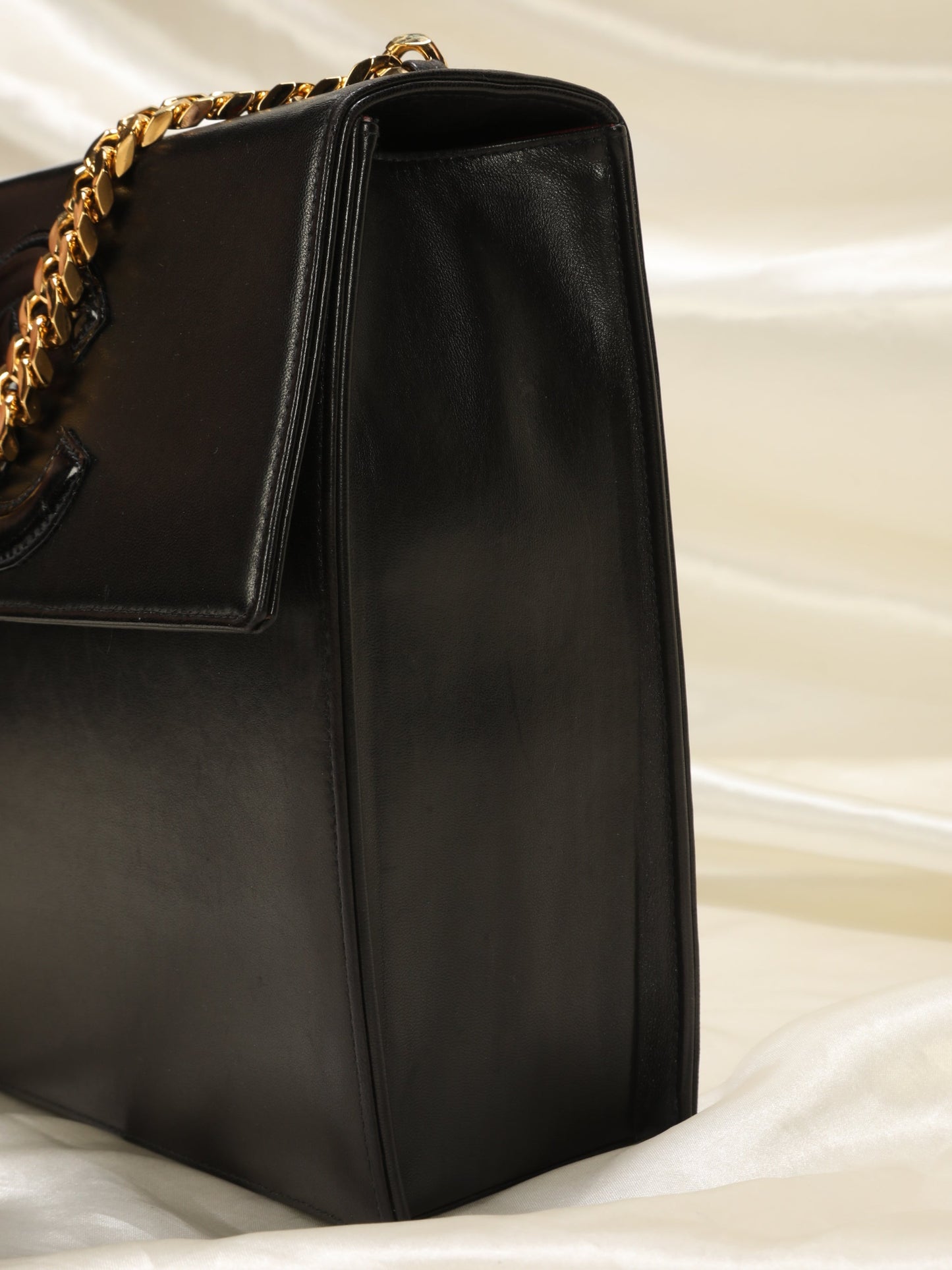 Extremely Rare Chanel Timeless Curb Chain Bag