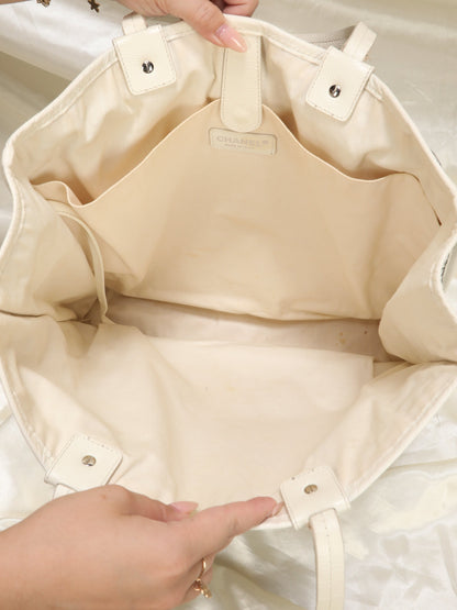 Extremely Rare Chanel Illusion Tote