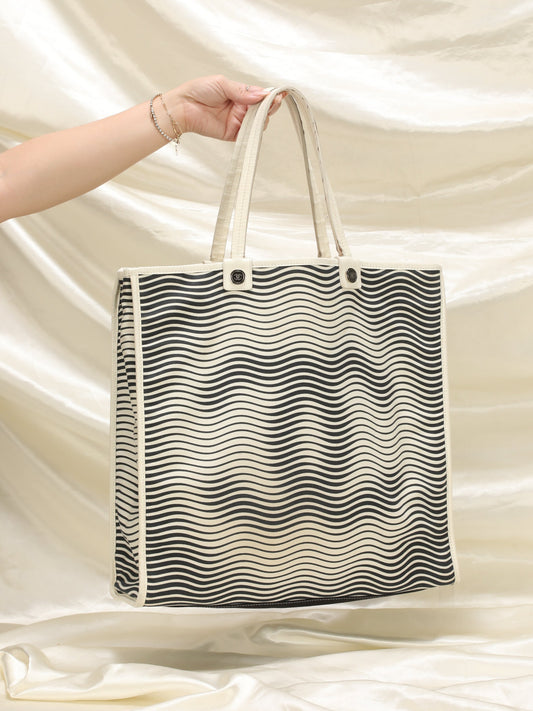 Extremely Rare Chanel Illusion Tote