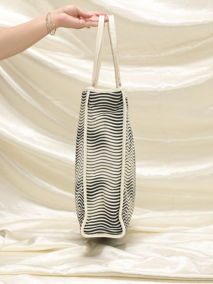 Extremely Rare Chanel Illusion Tote