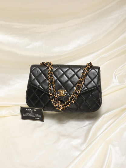 Extremely Rare Chanel Lambskin Knotted Half Flap