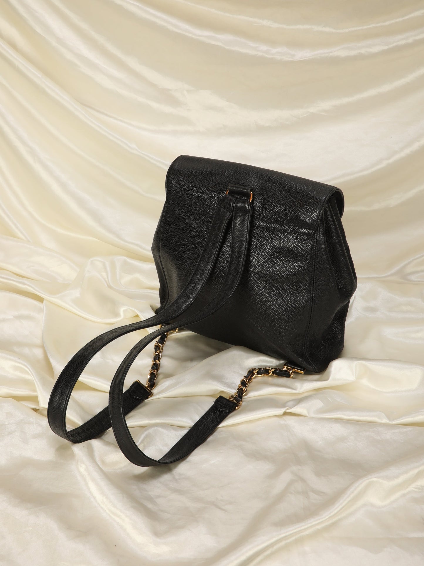 Extremely Rare Chanel Caviar Turnlock Backpack