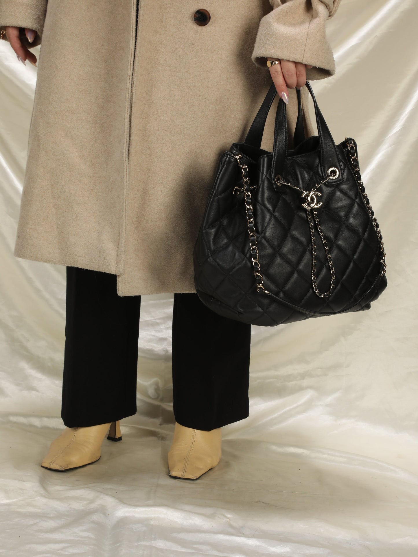 Chanel 2019 Lambskin Bucket Chain Bag