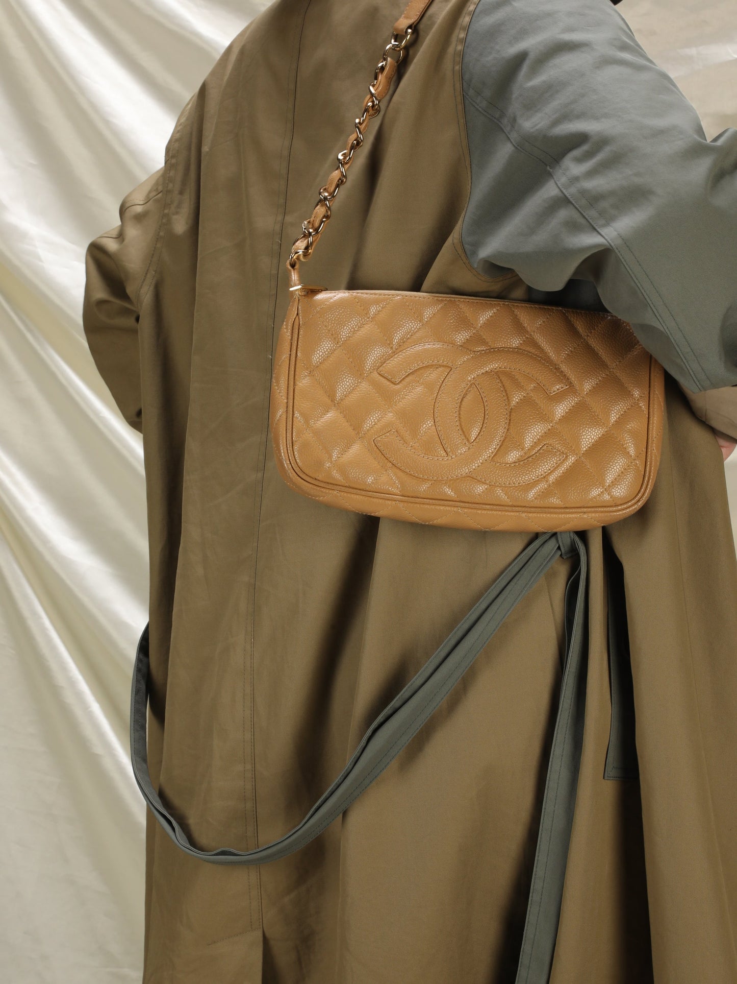 Chanel Caviar Pochette