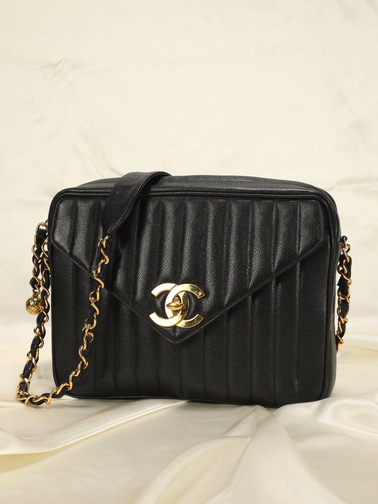 Extremely Rare Chanel Caviar Jumbo Vertical Camera Bag