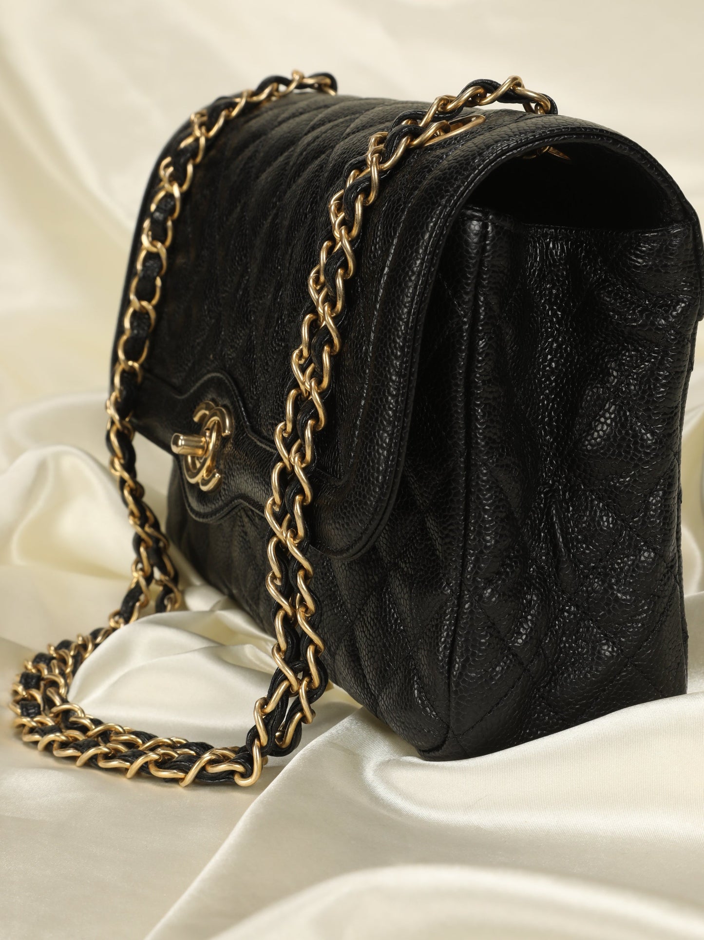 Extremely Rare Chanel Caviar Medium Paris Flap Bag