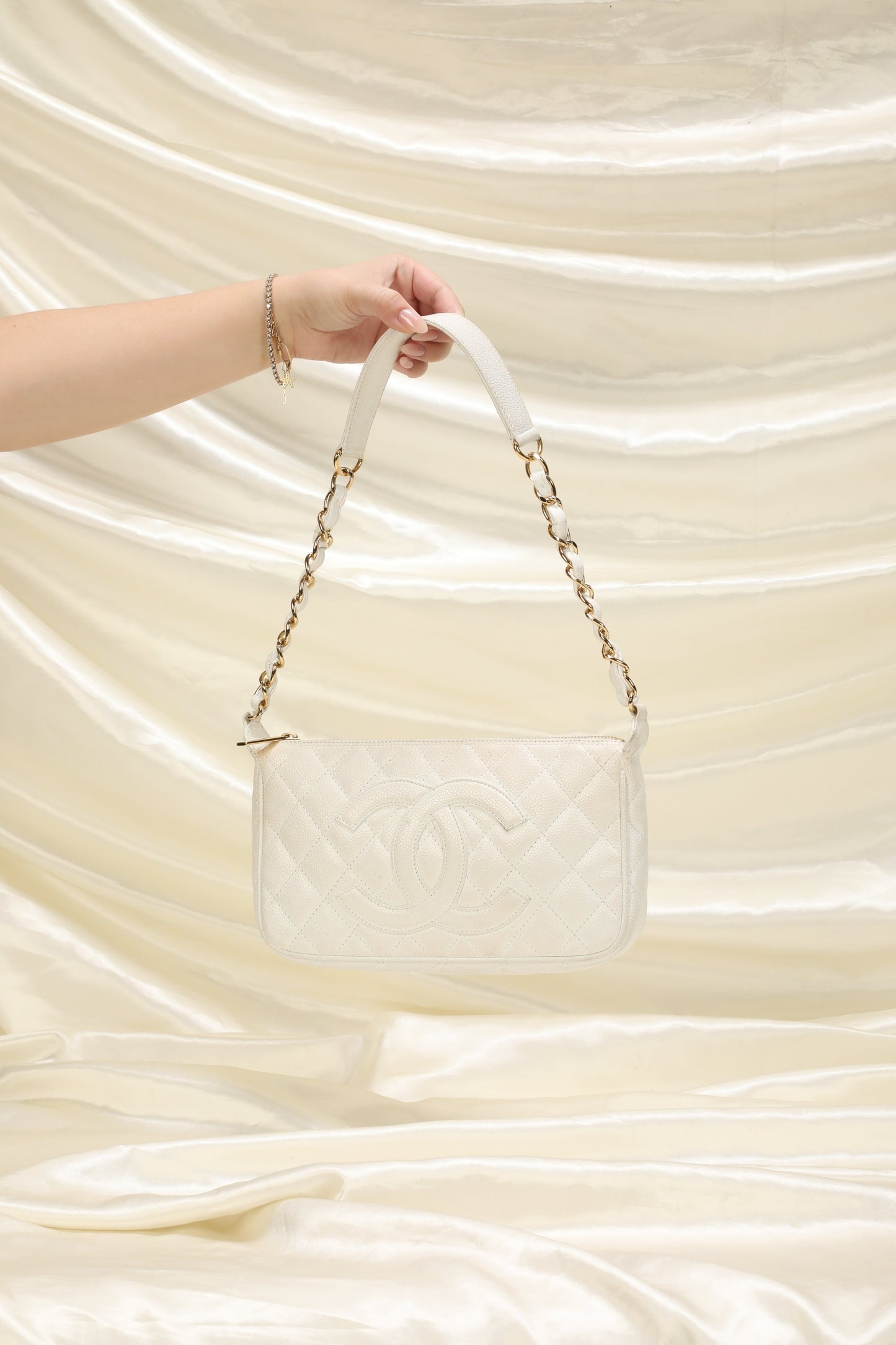 Chanel White Caviar Pochette
