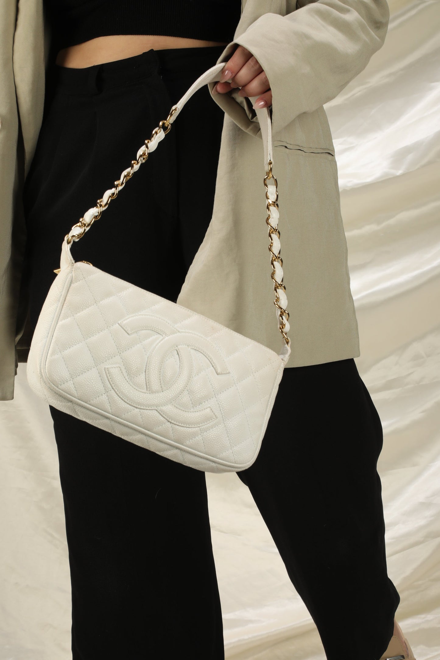 Chanel White Caviar Pochette