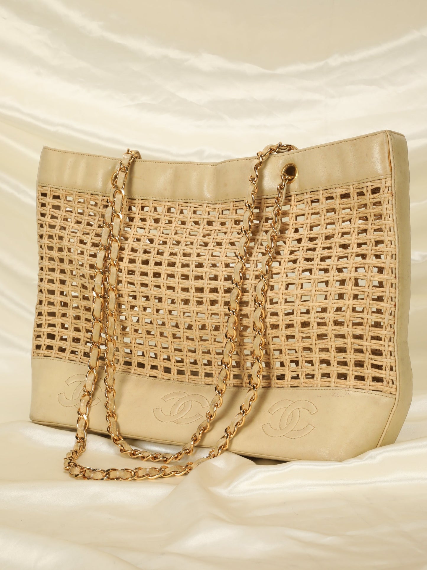 Extremely Rare Chanel Raffia & Lambskin Logo Tote