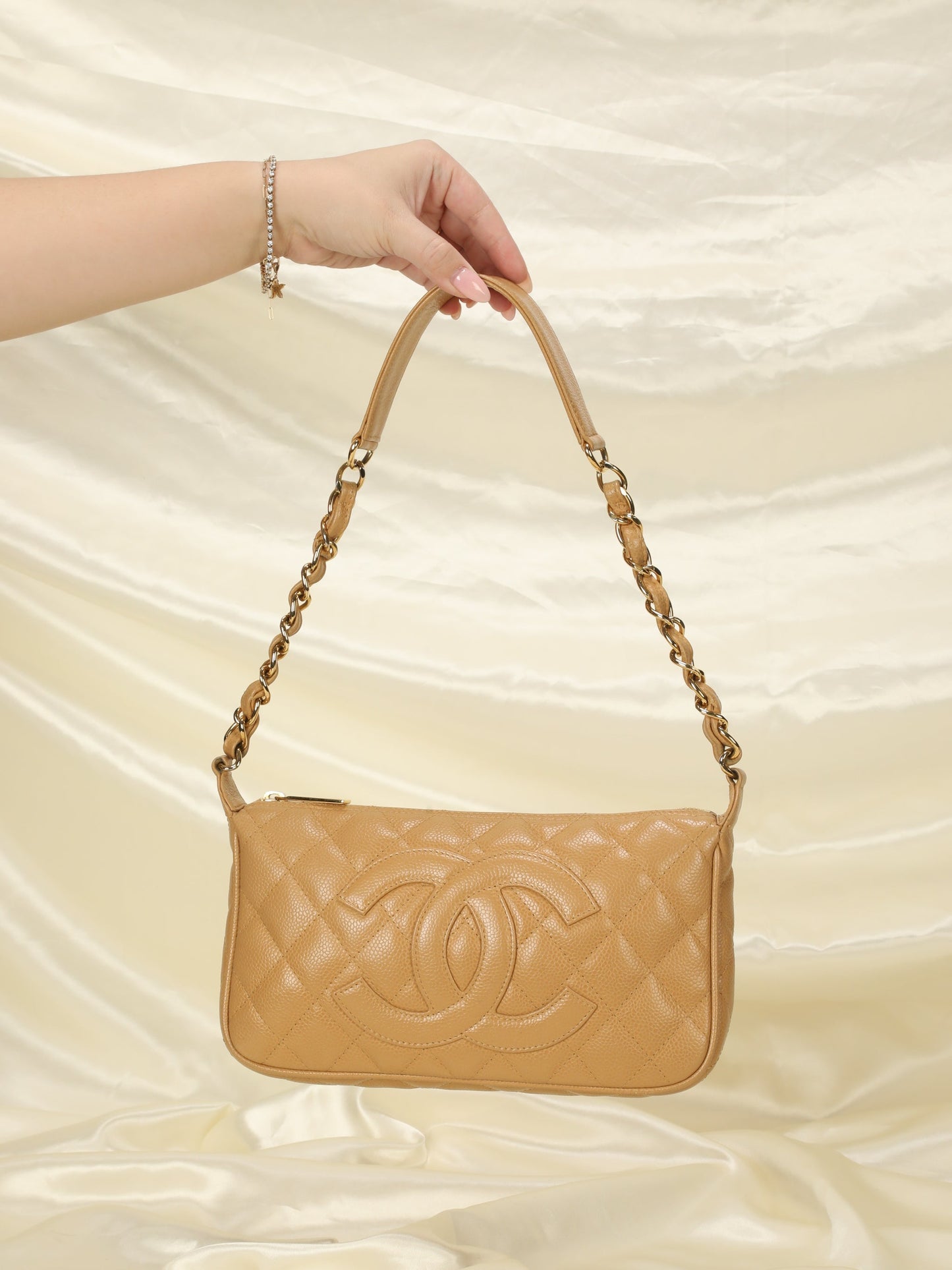 Chanel Caviar Beige Pochette