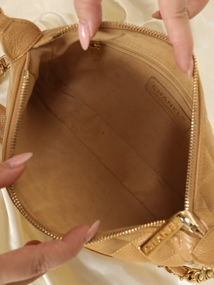 Chanel Caviar Beige Pochette