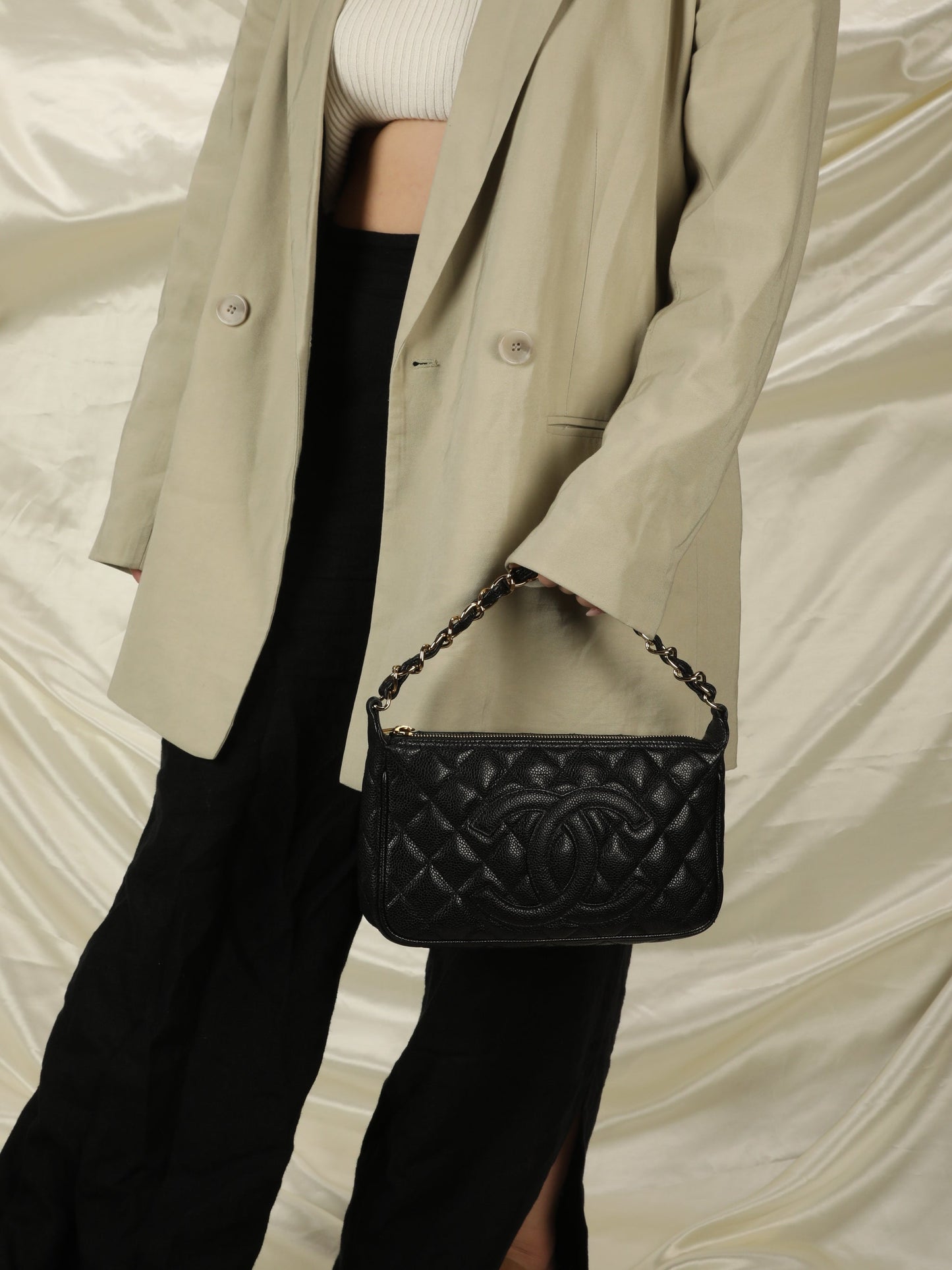 Chanel Caviar Black Pochette