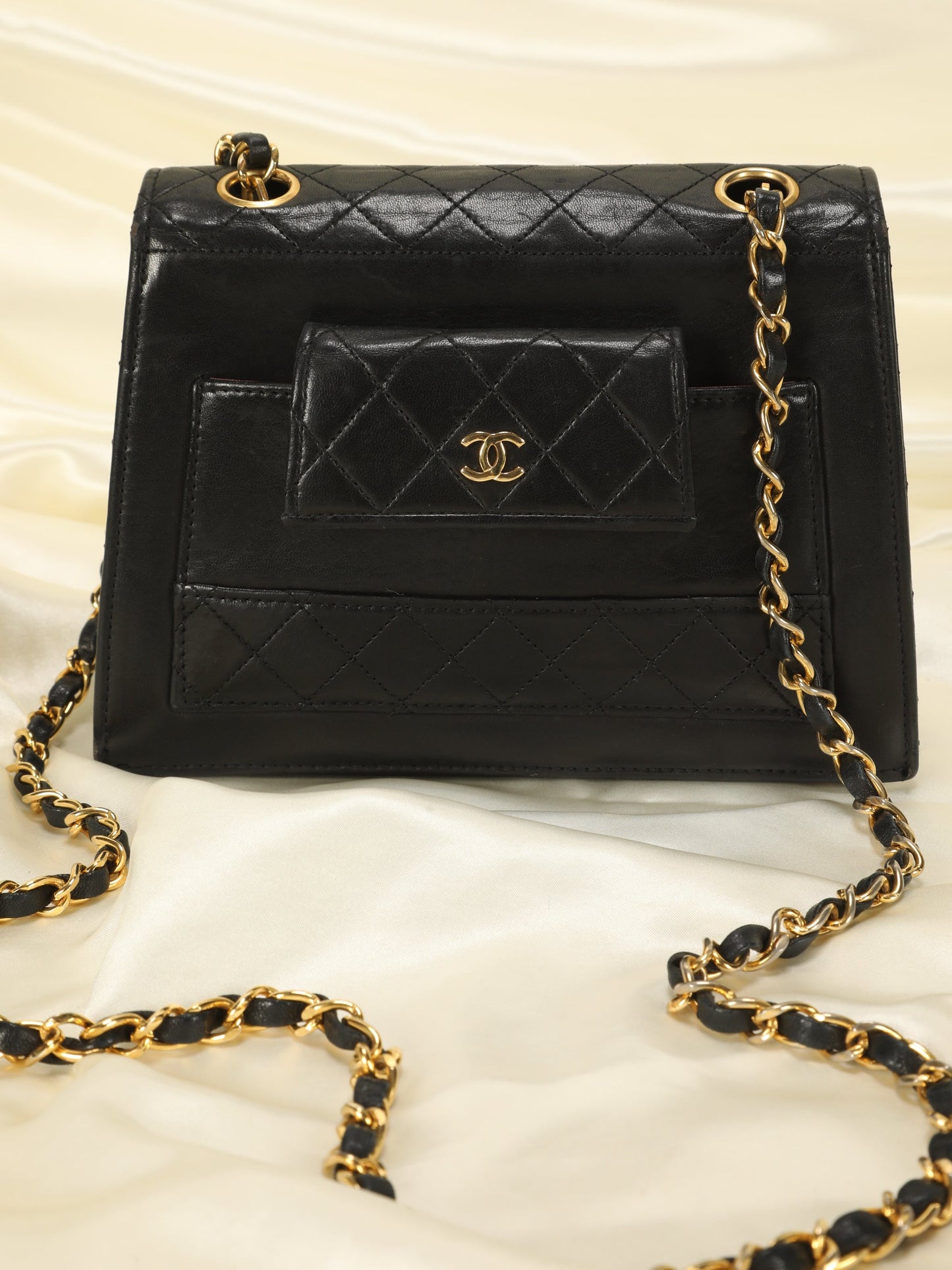 Extremely Rare Chanel Trapezoid Lambskin Bag with Wallet