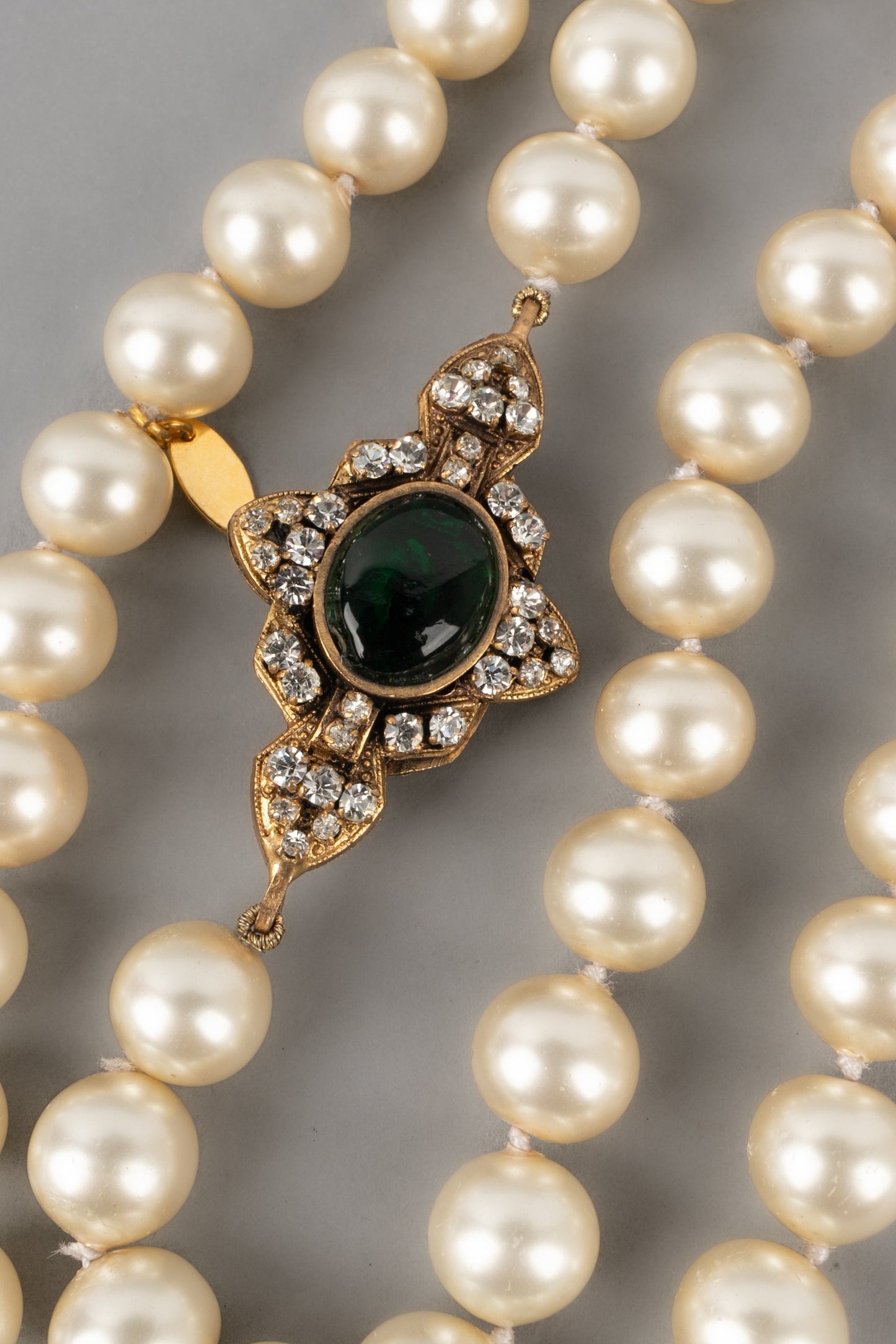 Collier de perles Chanel 1980's