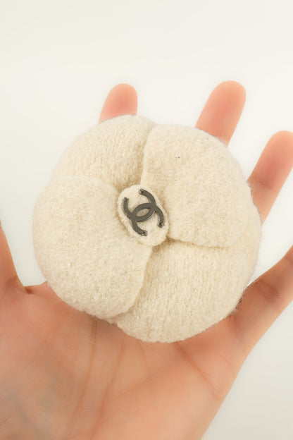 Broche camlia Chanel