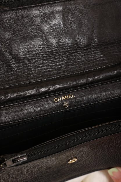 Chanel Caviar Wallet on Chain