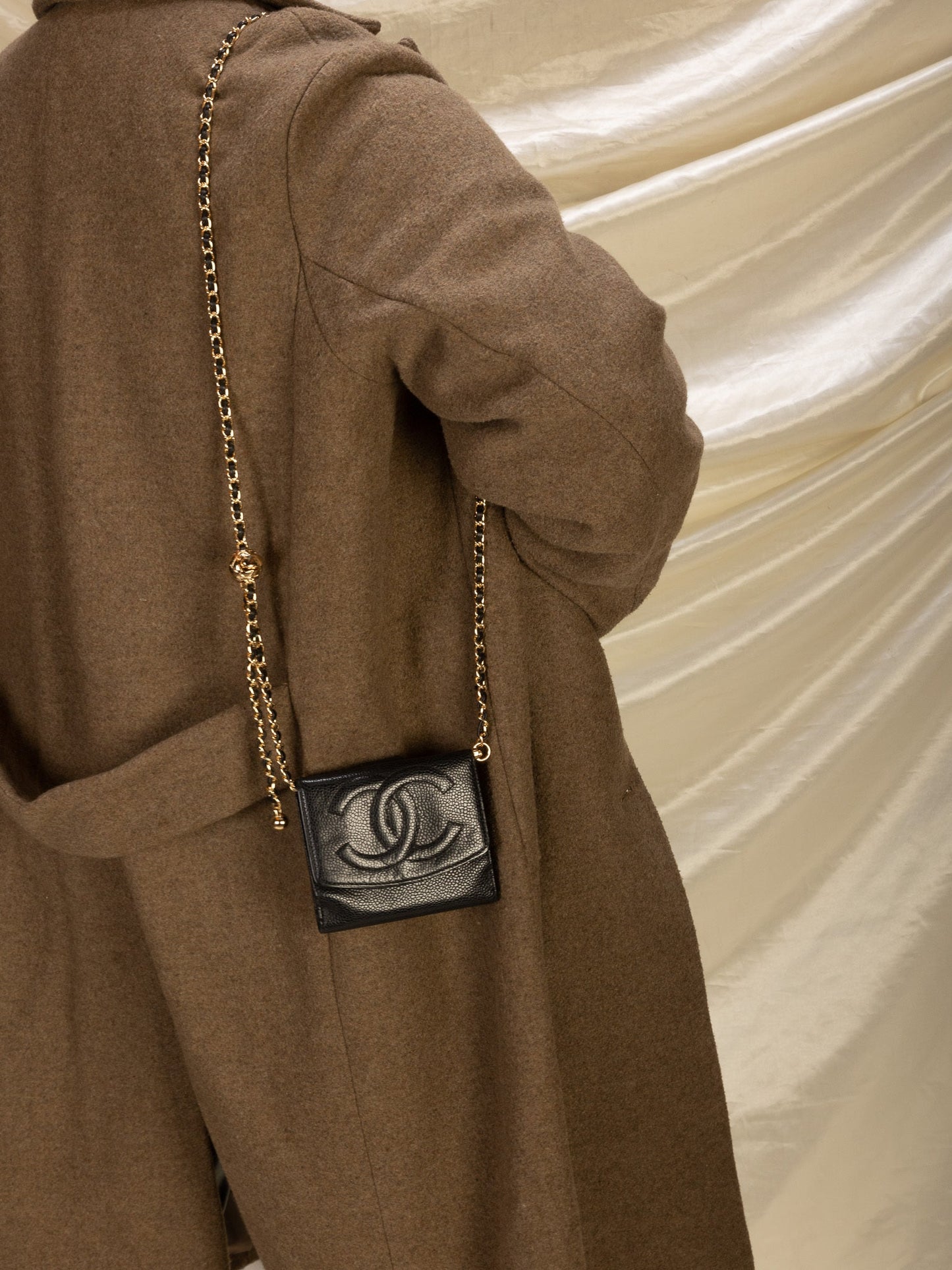 Chanel Caviar Wallet On Chain