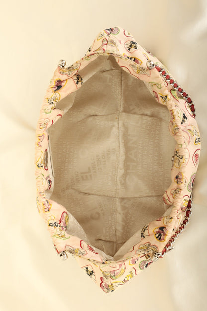 Chanel 2005 Canvas Heart Icon Pochette