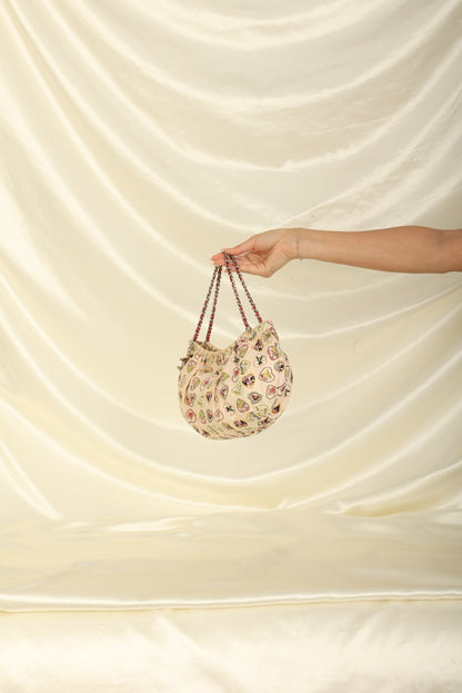 Chanel 2005 Canvas Heart Icon Pochette