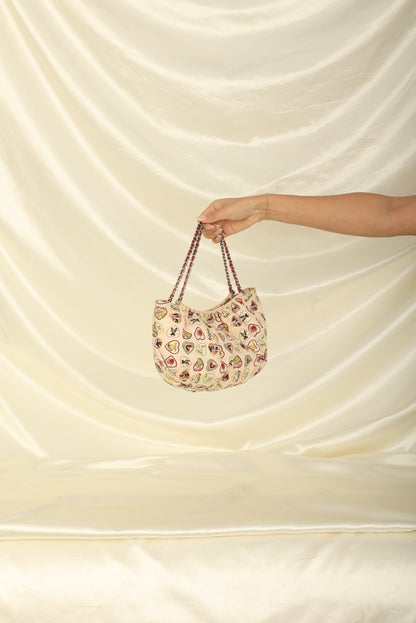Chanel 2005 Canvas Heart Icon Pochette