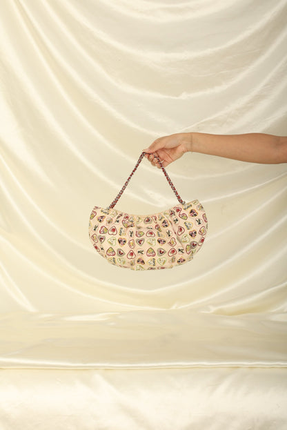 Chanel 2005 Canvas Heart Icon Pochette
