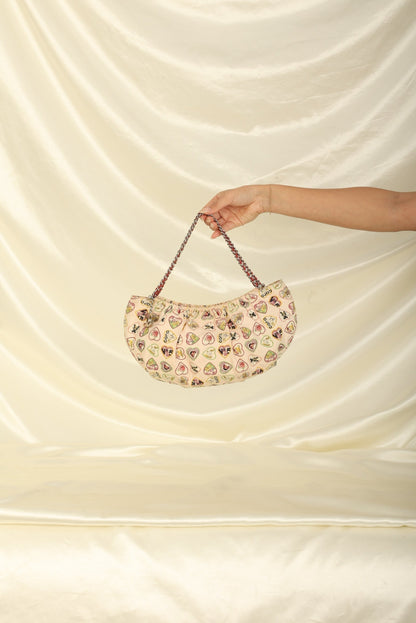 Chanel 2005 Canvas Heart Icon Pochette