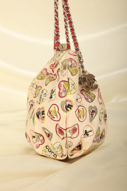 Chanel 2005 Canvas Heart Icon Pochette