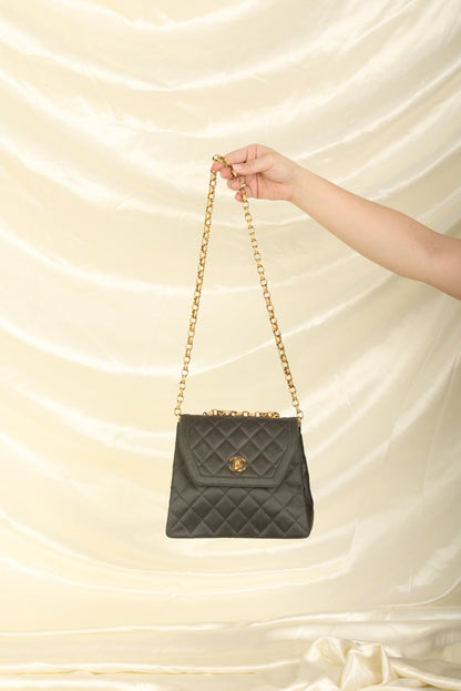 Extremely Rare Chanel 2005 Satin Trapezoid Bijoux Chain with Pouch