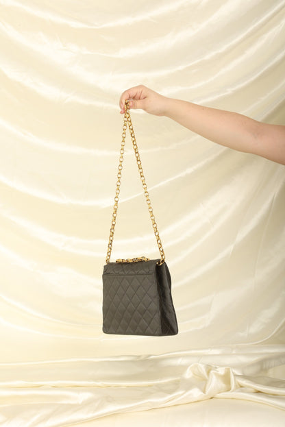 Extremely Rare Chanel 2005 Satin Trapezoid Bijoux Chain with Pouch