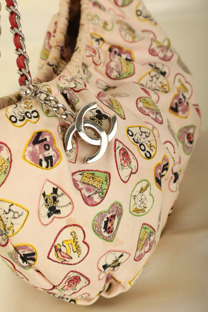 Chanel 2005 Canvas Heart Icon Pochette