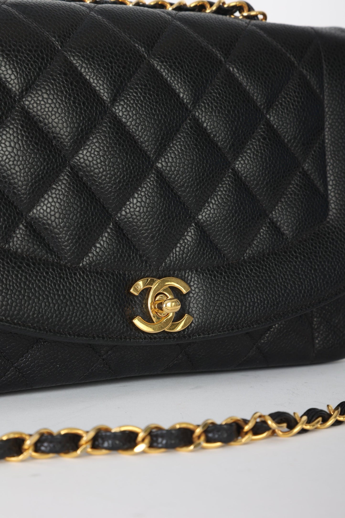 Extremely Rare Chanel 1989 Caviar Medium Diana