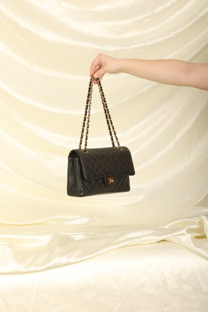 Chanel 2005 Caviar Medium Double Flap