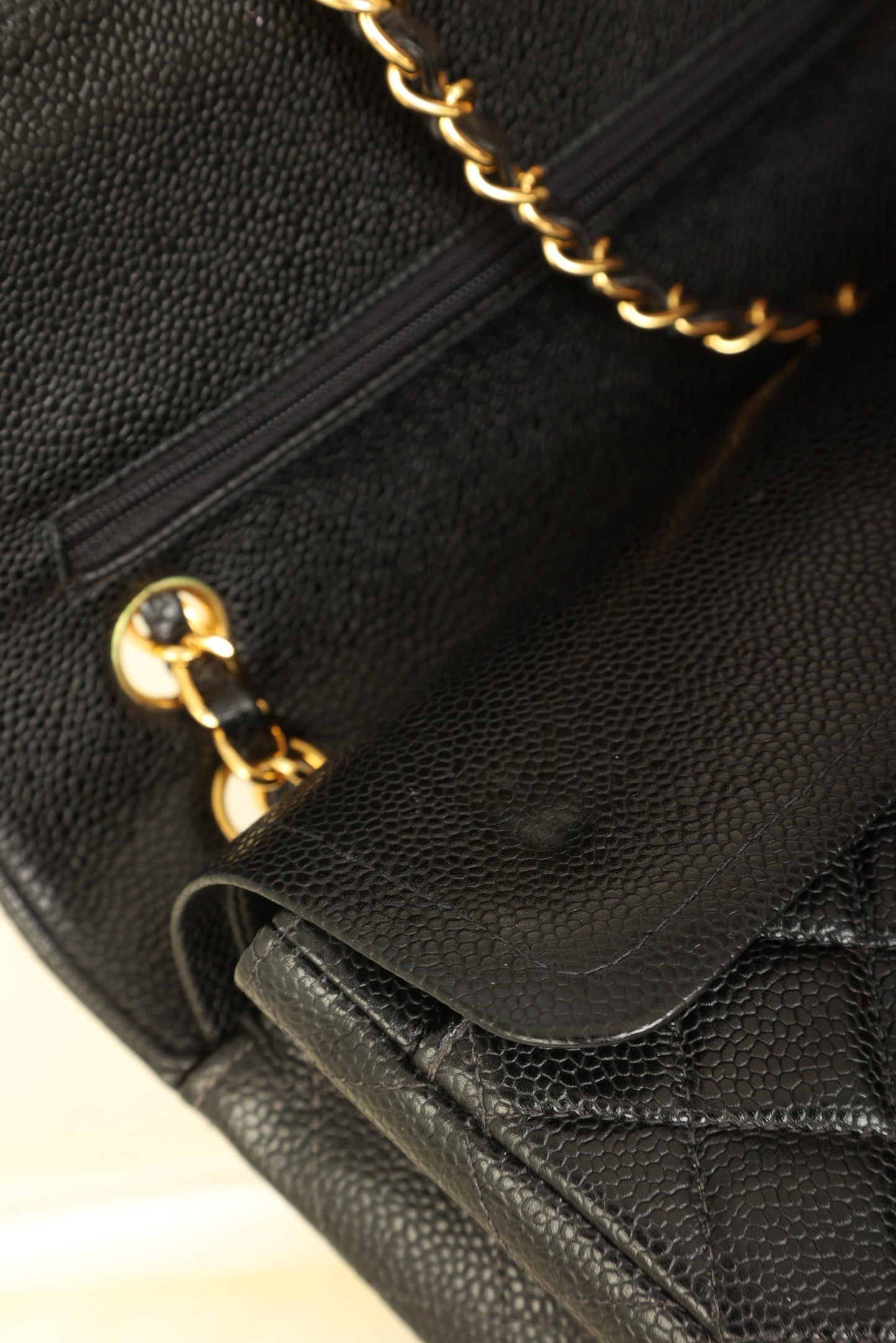 Chanel 2005 Caviar Medium Double Flap