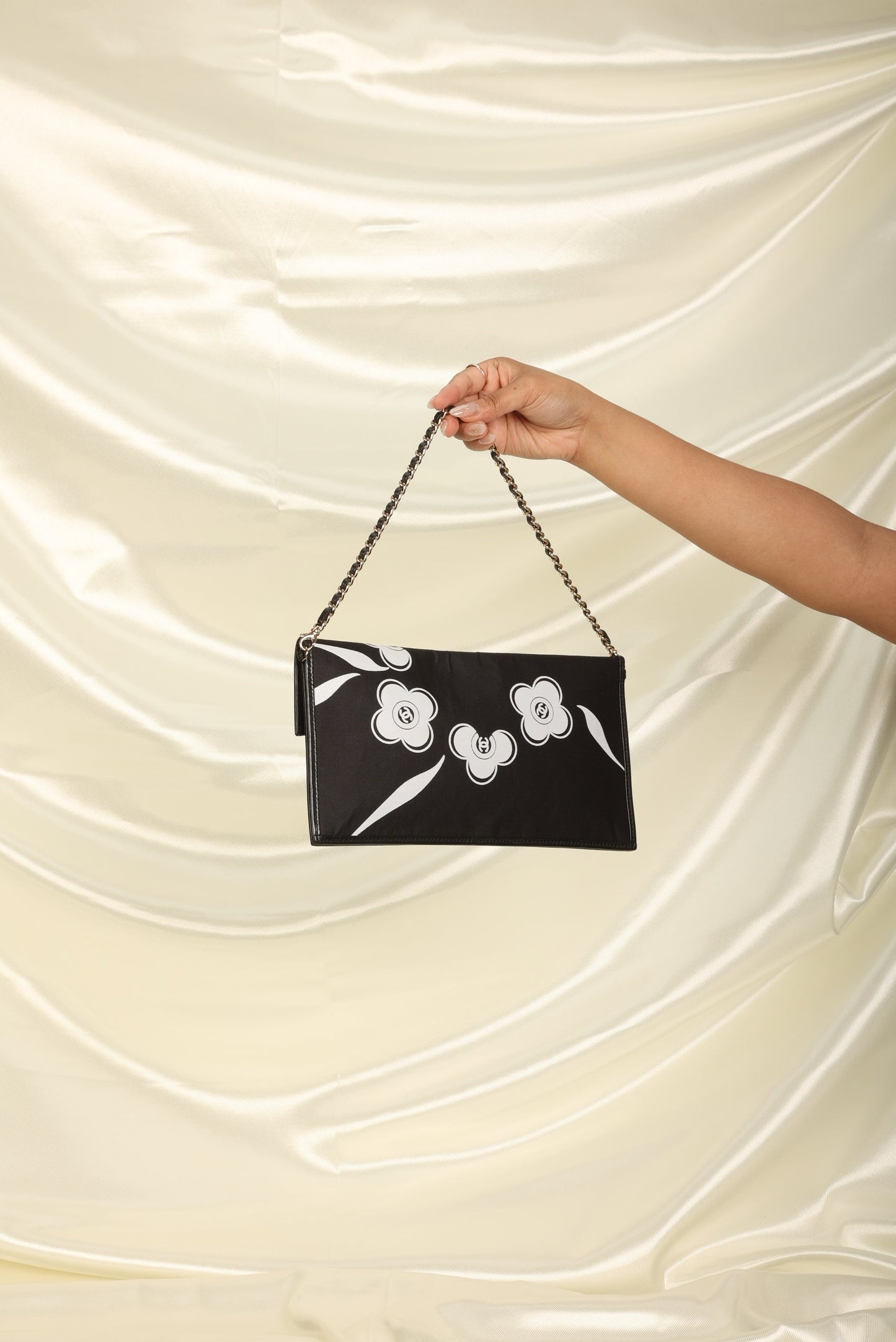 Extremely Rare Chanel Camellia CC Chain Pochette
