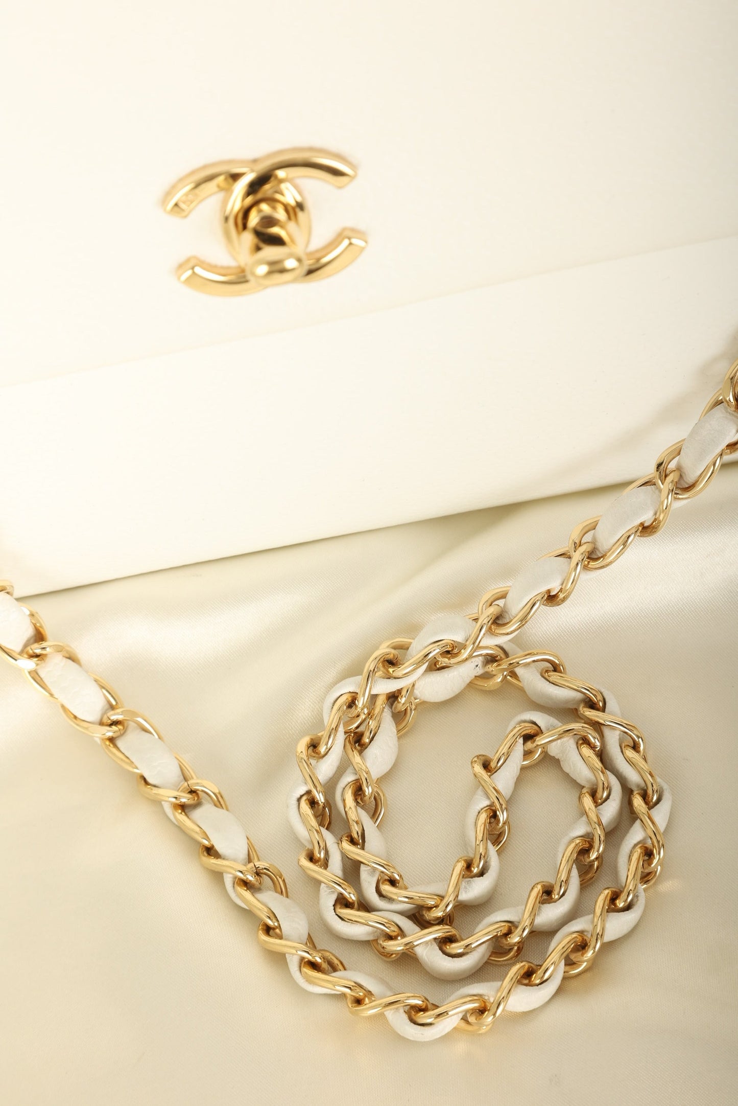 Chanel 1997 Caviar Trapezoid Flap