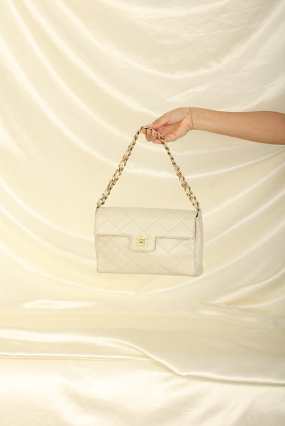 Chanel 2000 Caviar Iridescent Flap Bag