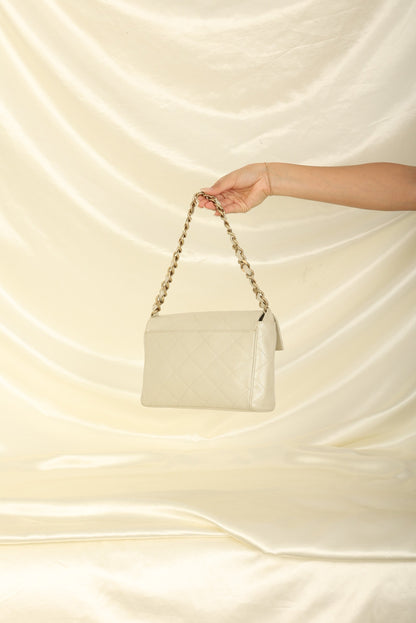 Chanel 2000 Caviar Iridescent Flap Bag