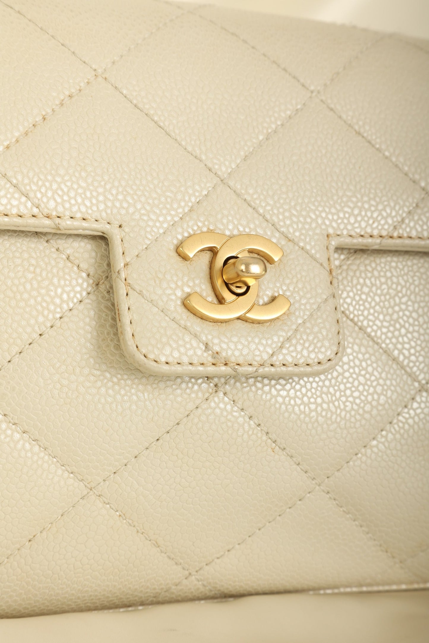 Chanel 2000 Caviar Iridescent Flap Bag