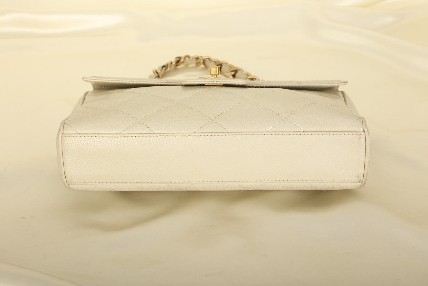Chanel 2000 Caviar Iridescent Flap Bag