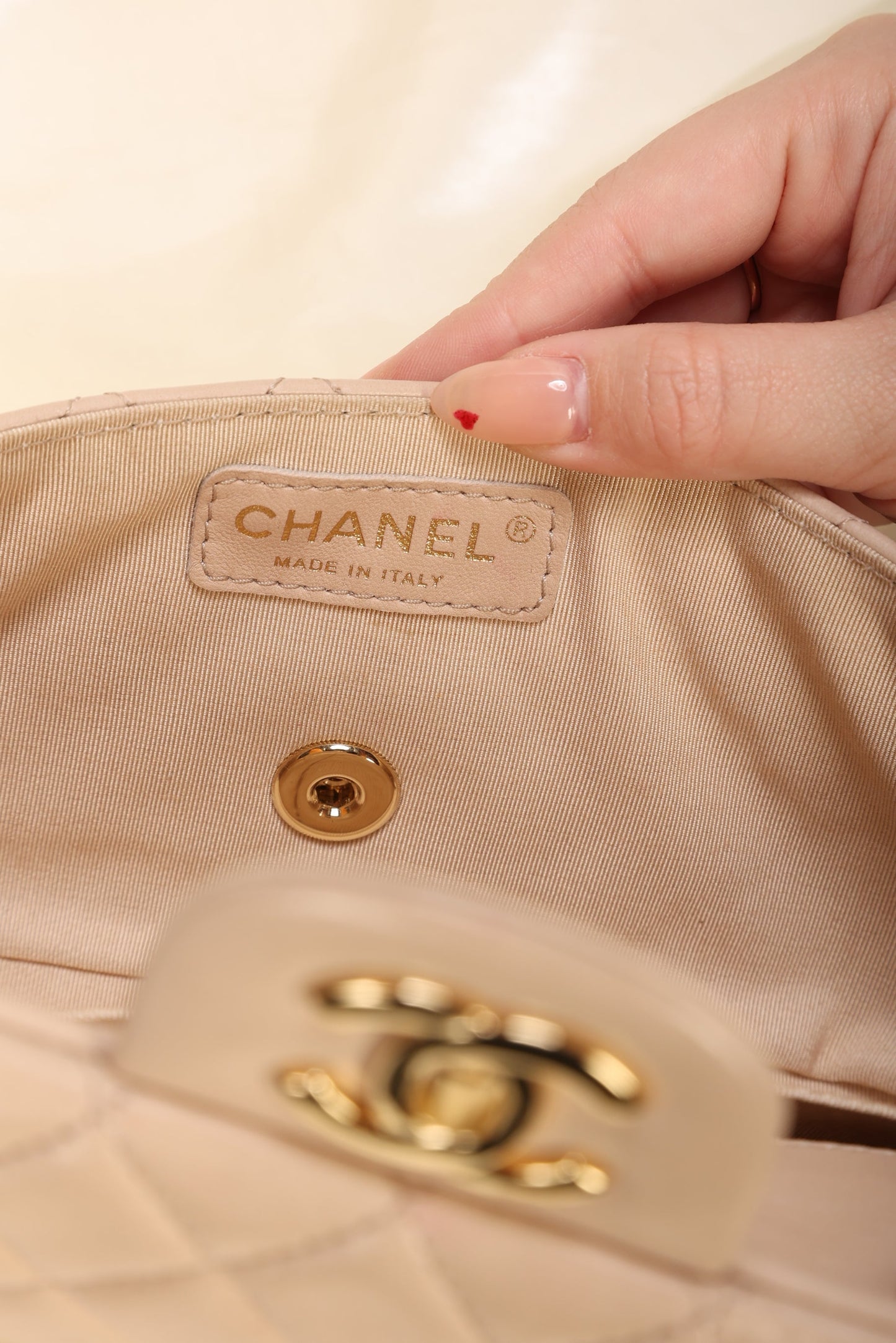 Extremely Rare Limited Edition Chanel Lambskin Heart Baguette