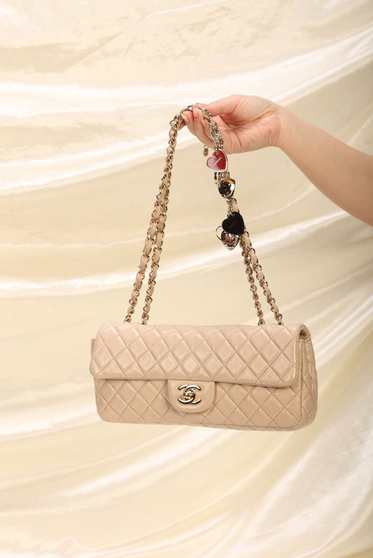 Extremely Rare Limited Edition Chanel Lambskin Heart Baguette