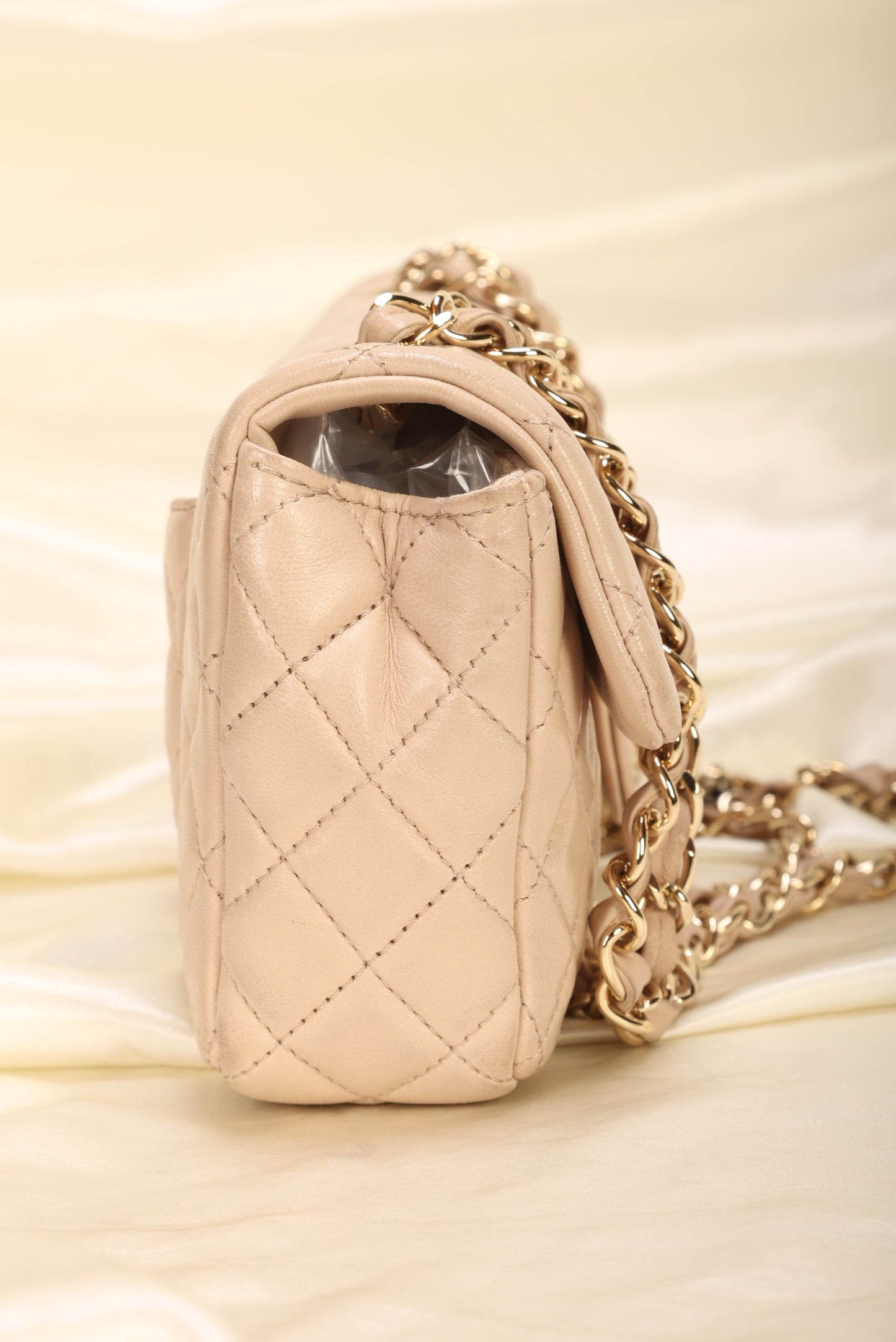 Extremely Rare Limited Edition Chanel Lambskin Heart Baguette
