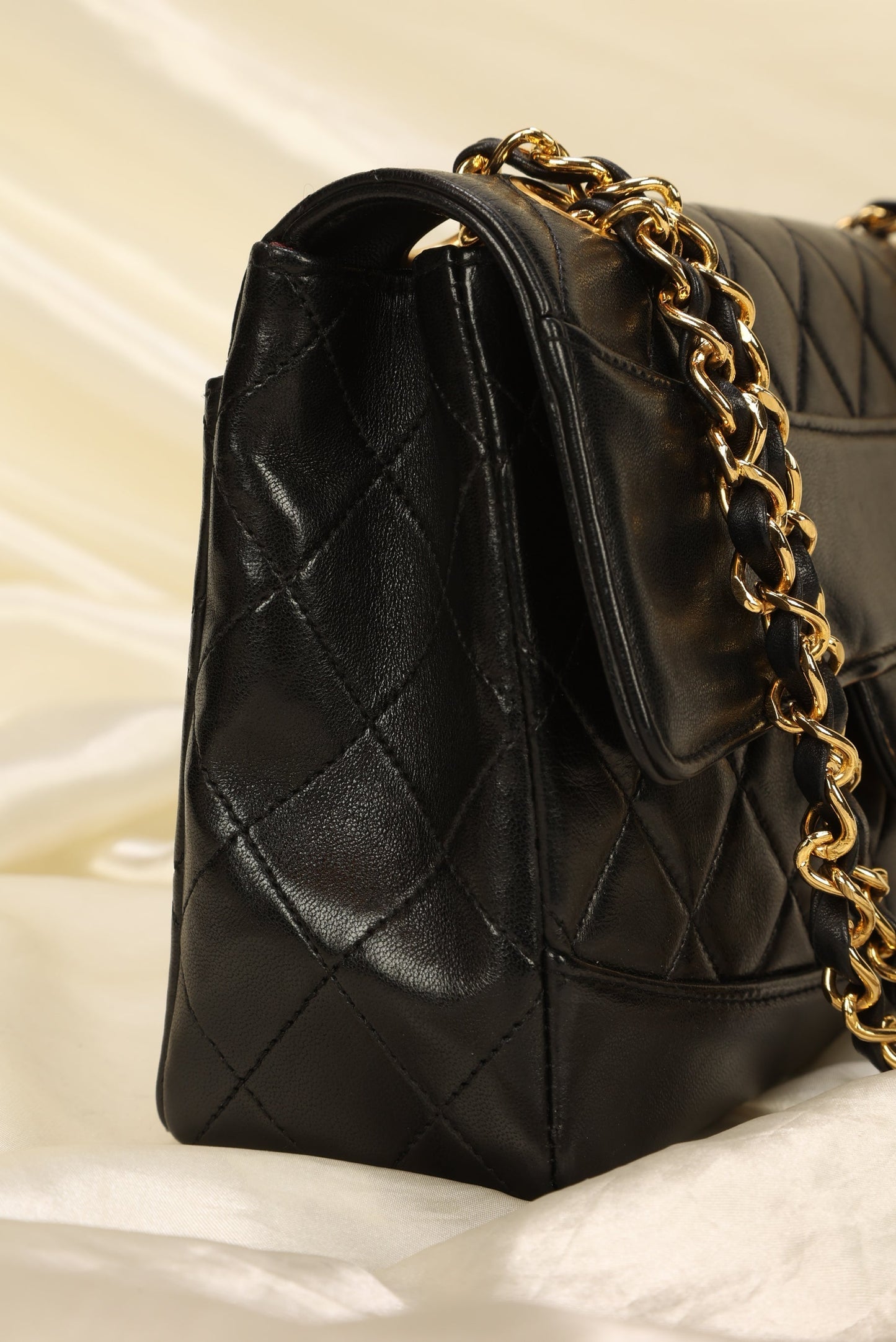 Extremely Rare Chanel Diana With Wallet