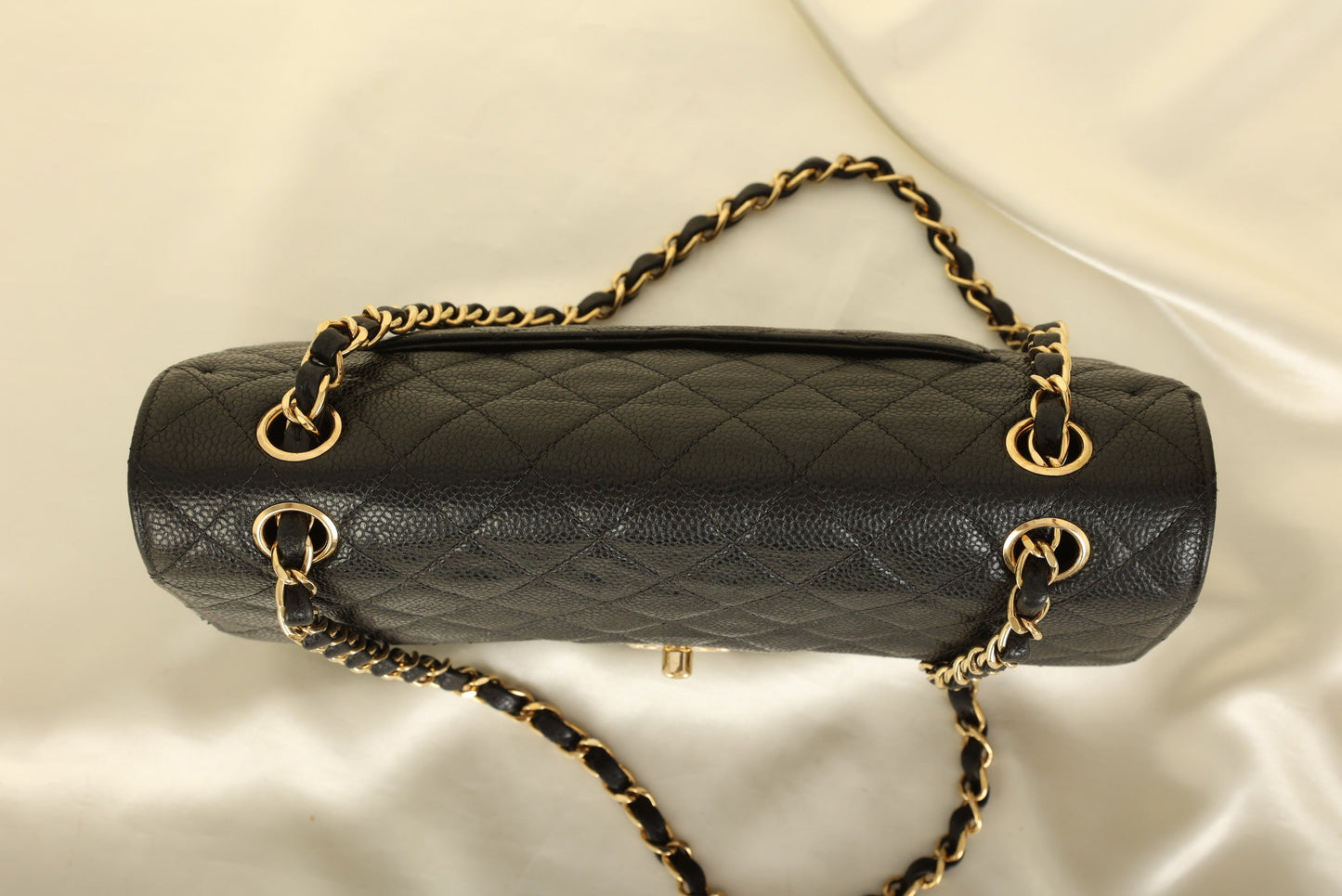 Chanel 2002 Caviar Medium Double Flap